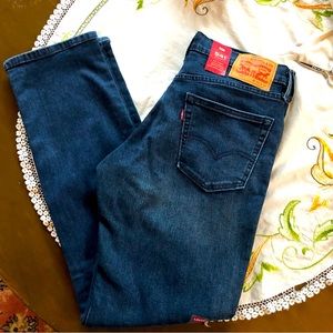 Levi's 541 Men's Athletic Slightly Tapered Straight Leg. Dark Wash W32x L34